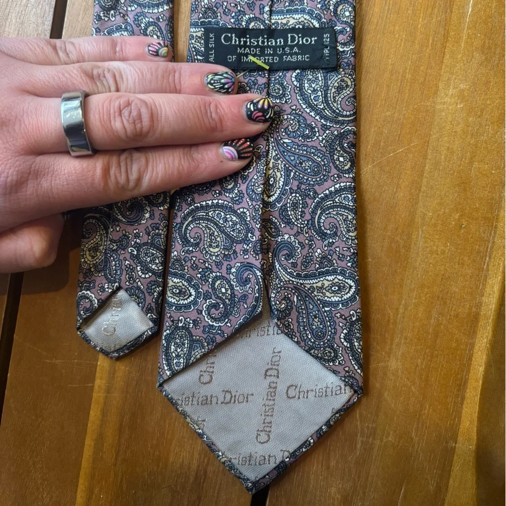 Christian Dior 100% silk men’s neck tie - Picture 2 of 3